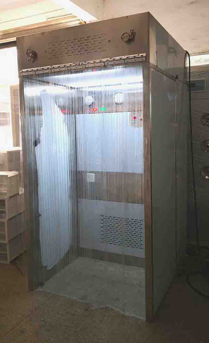 層流罩作用是由箱體、風機、高效空氣過濾器、阻尼層、燈具等部件組成 層流罩作用是由箱體、風機、高效空氣過濾器、阻尼層、燈具等部件組成